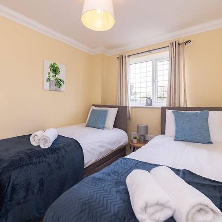 Ratby House - Spacious 3 Bed With Garden & Parking Earley Exterior photo